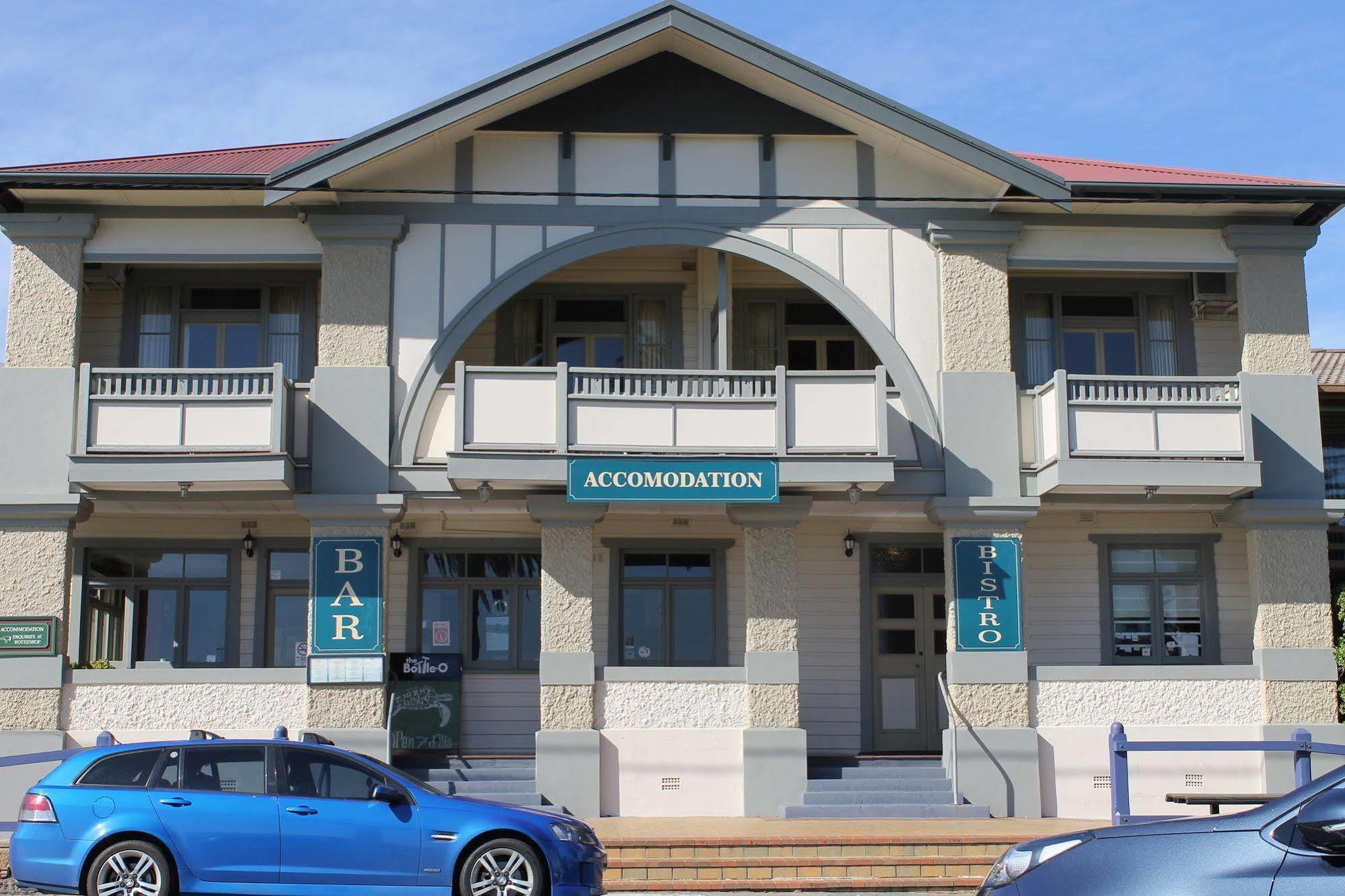 Bermagui Beach Hotel Exterior photo